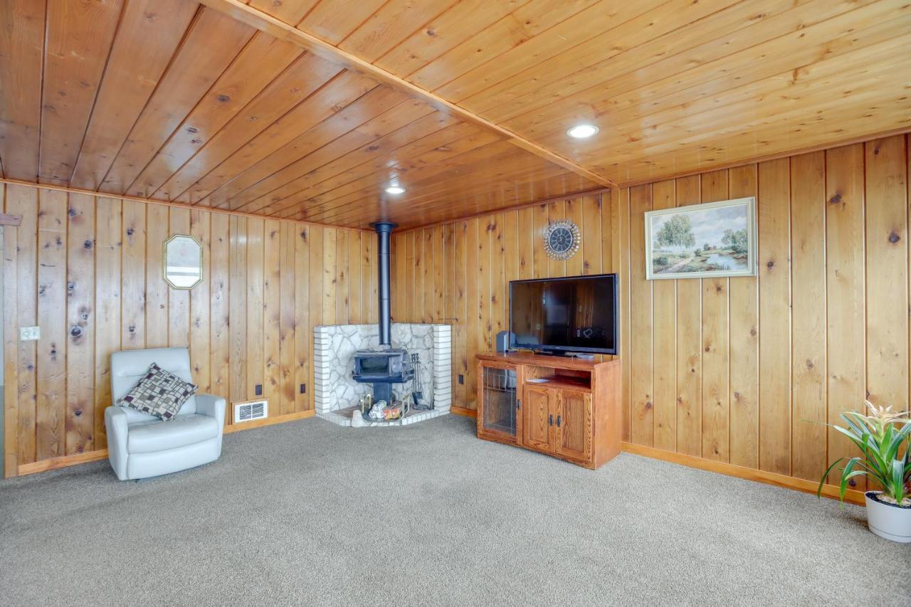 Hilltop Hideout With Sweeping Birch Bay Views Blaine Exterior photo